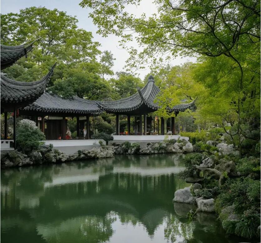 饶河县初夏餐饮有限公司